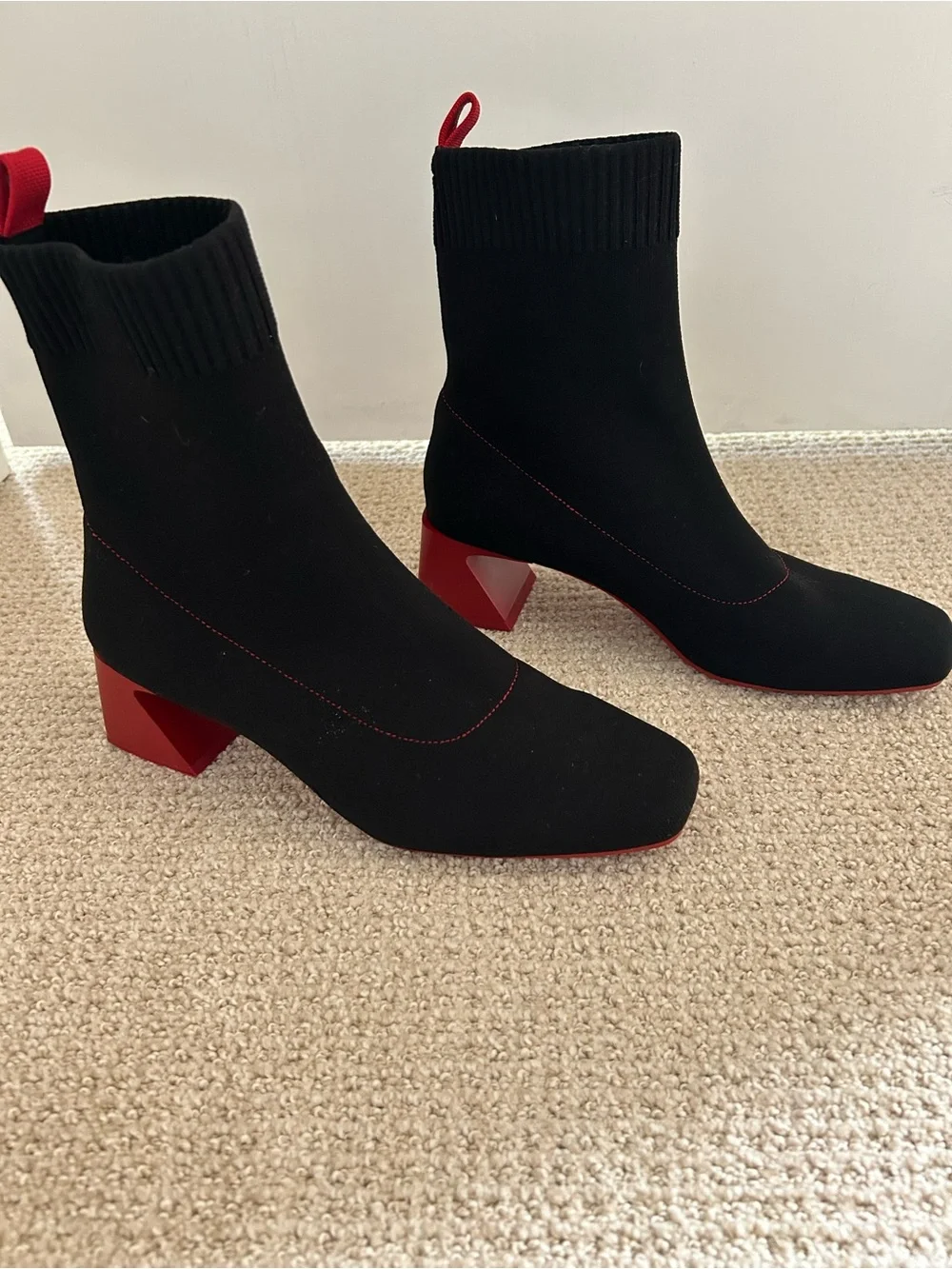 Vivaia Water-Repellent Square Toe Block Heeled Ankle Boots Red & Black Size 40